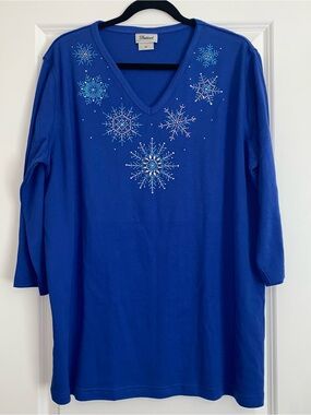 Delicate Blue Snowflake Embellished V-Neck Top by Distinct